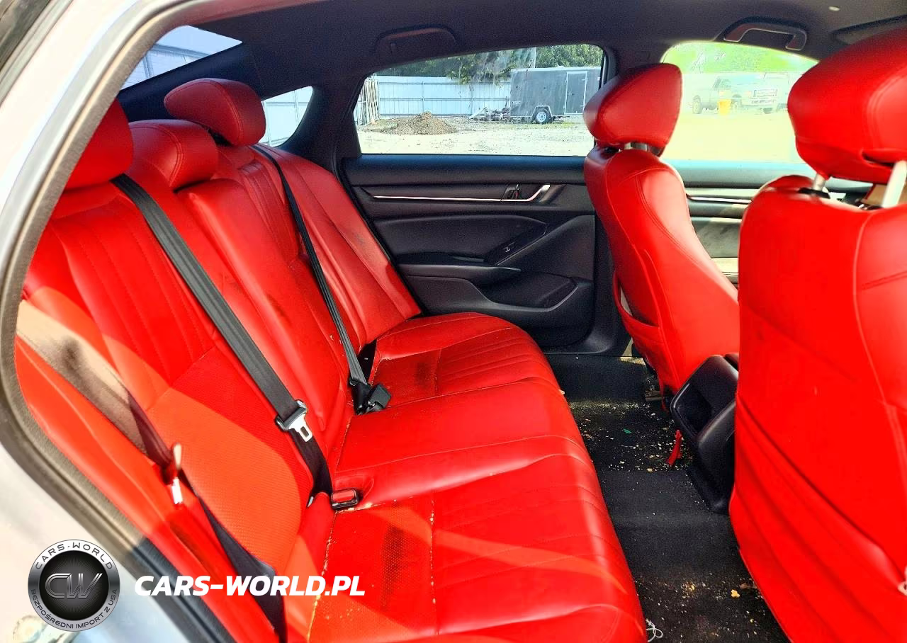 2018 Honda Accord Sport VIN:1HGCV1F30JA042820 - 10