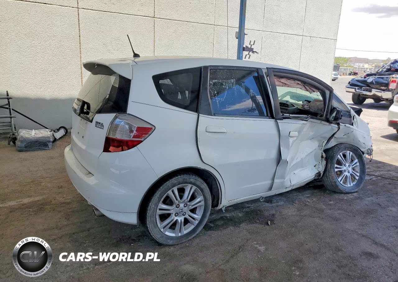 2009 Honda Fit Sport VIN:JHMGE88429S021731 - 3