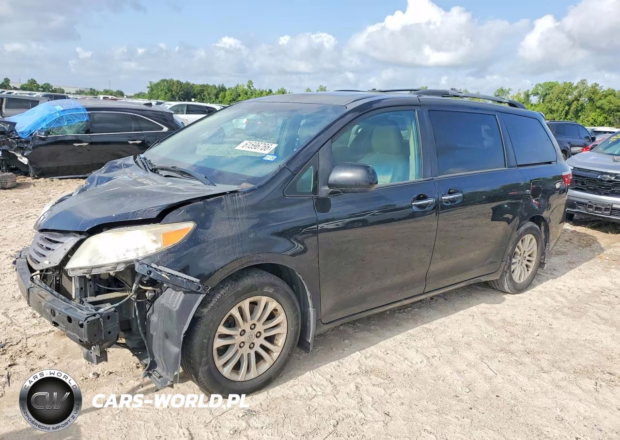 2015 Toyota Sienna Xle 8-Passenger