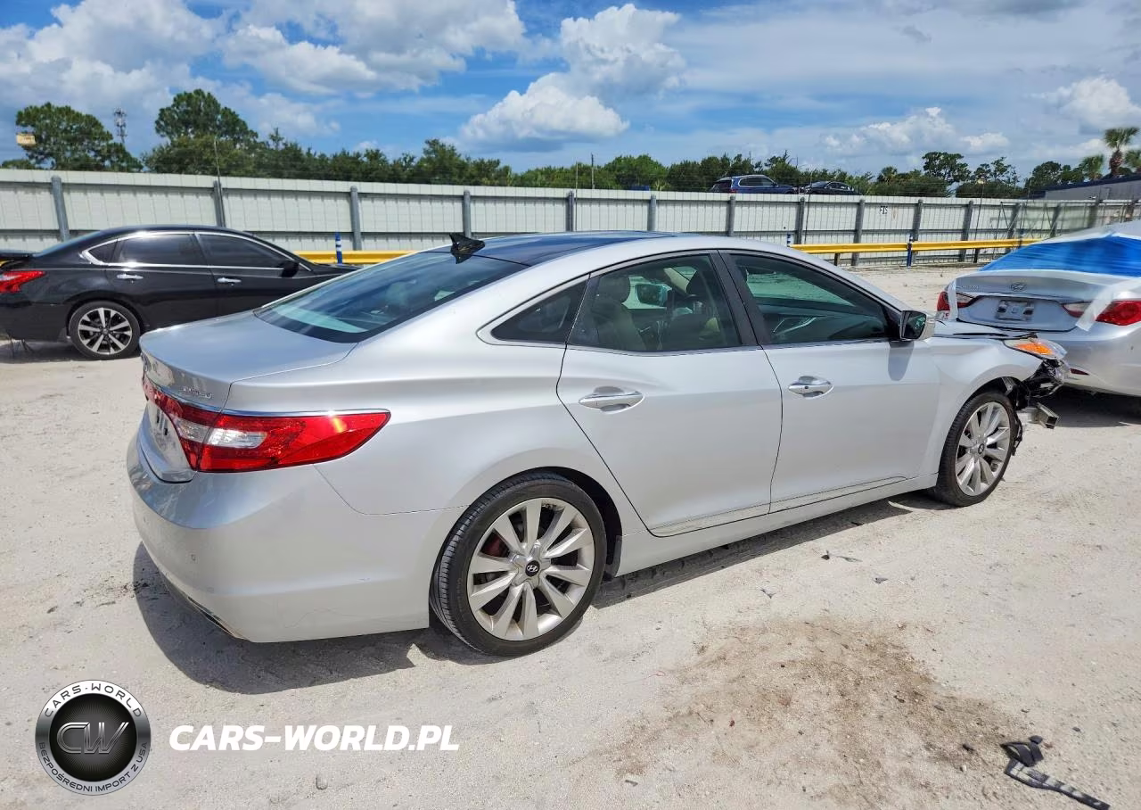 2016 Hyundai Azera Limited VIN:KMHFH4JG5GA550400 - 3