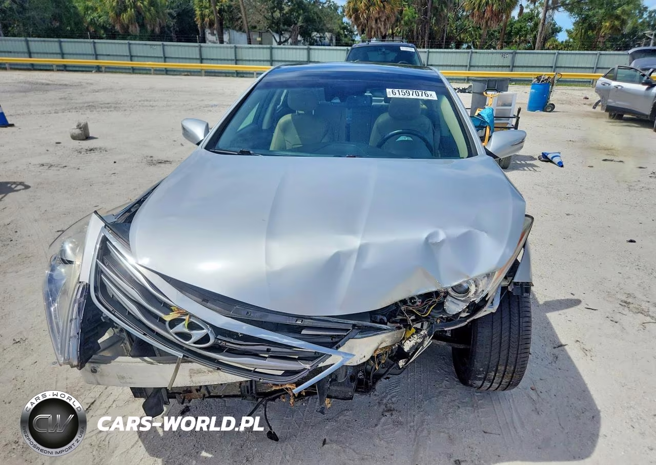 2016 Hyundai Azera Limited VIN:KMHFH4JG5GA550400 - 5