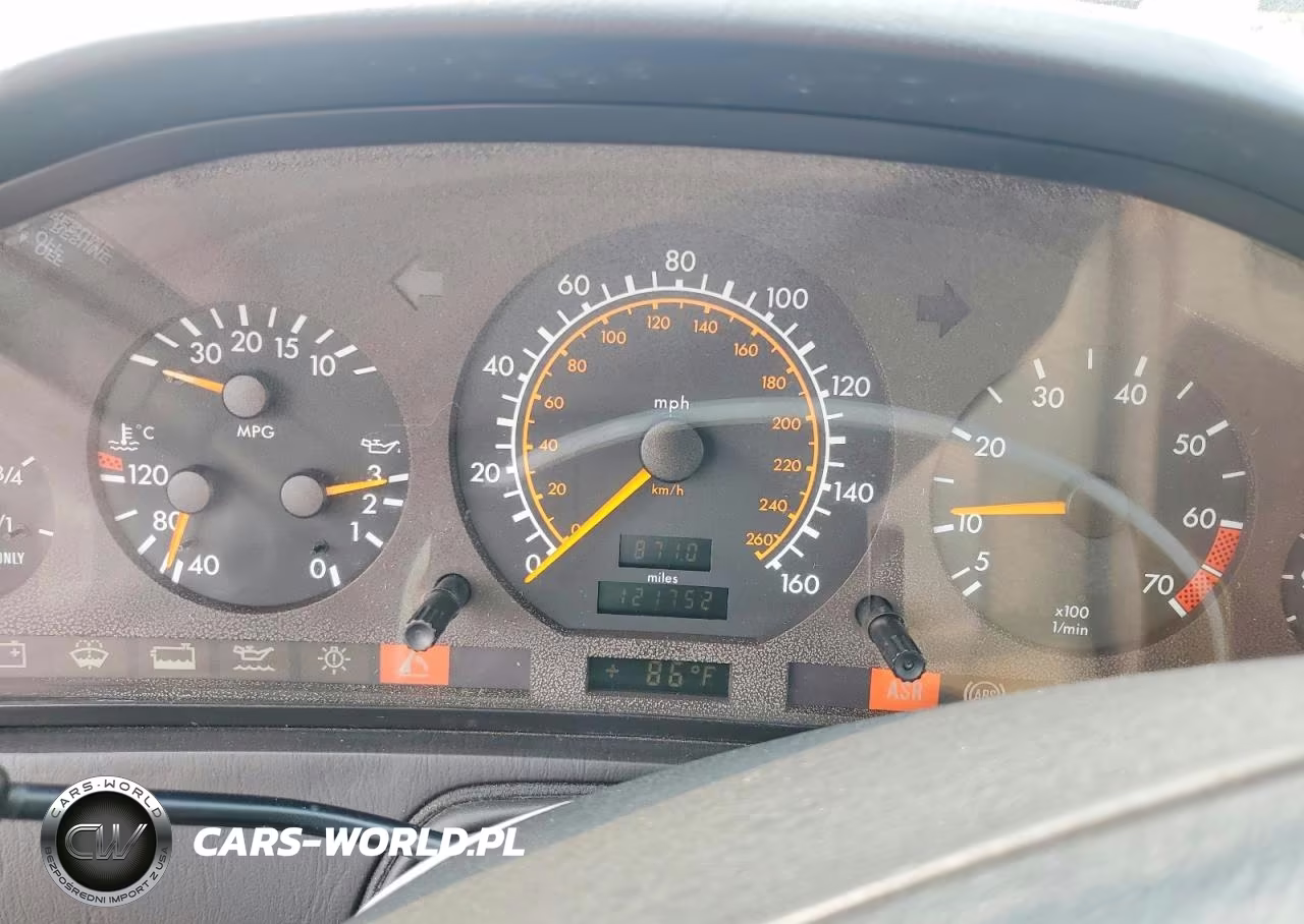 1994 Mercedes-Benz Sl 500 VIN:WDBFA67EXRF100787 - 9