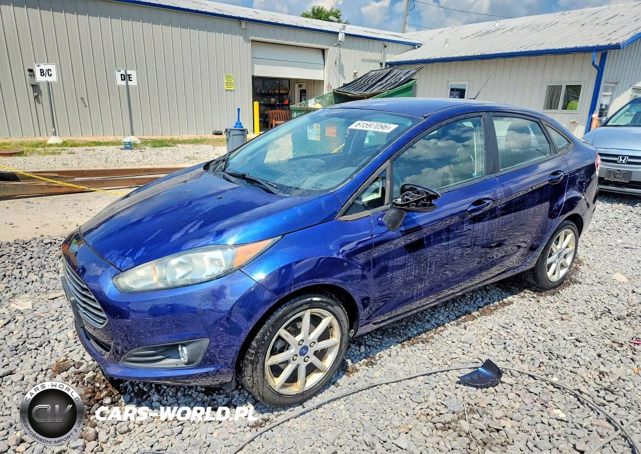 2016 Ford Fiesta Se – zdjęcie 1 z 12
