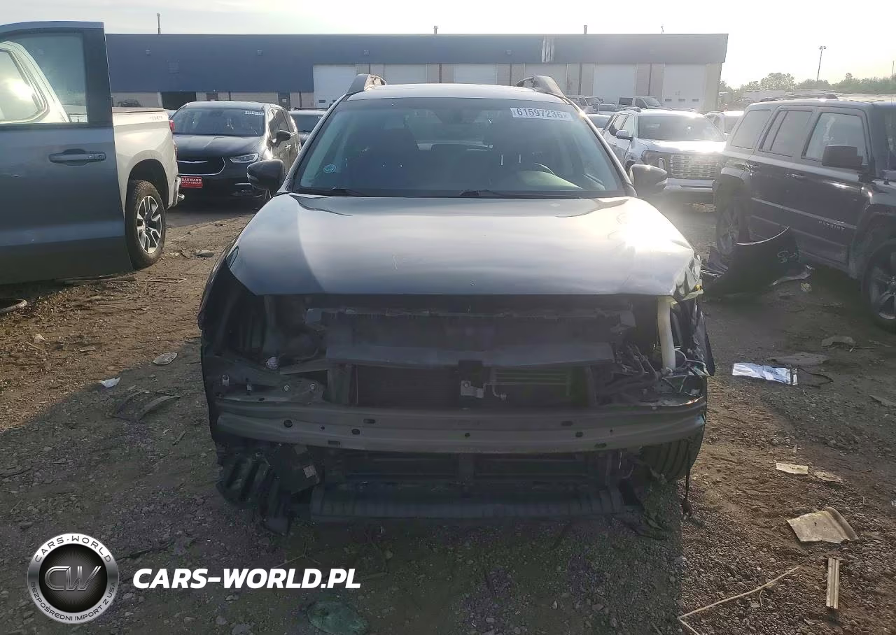 2019 Subaru Outback 2.5I Premium VIN:4S4BSAHC4K3209116 - 5