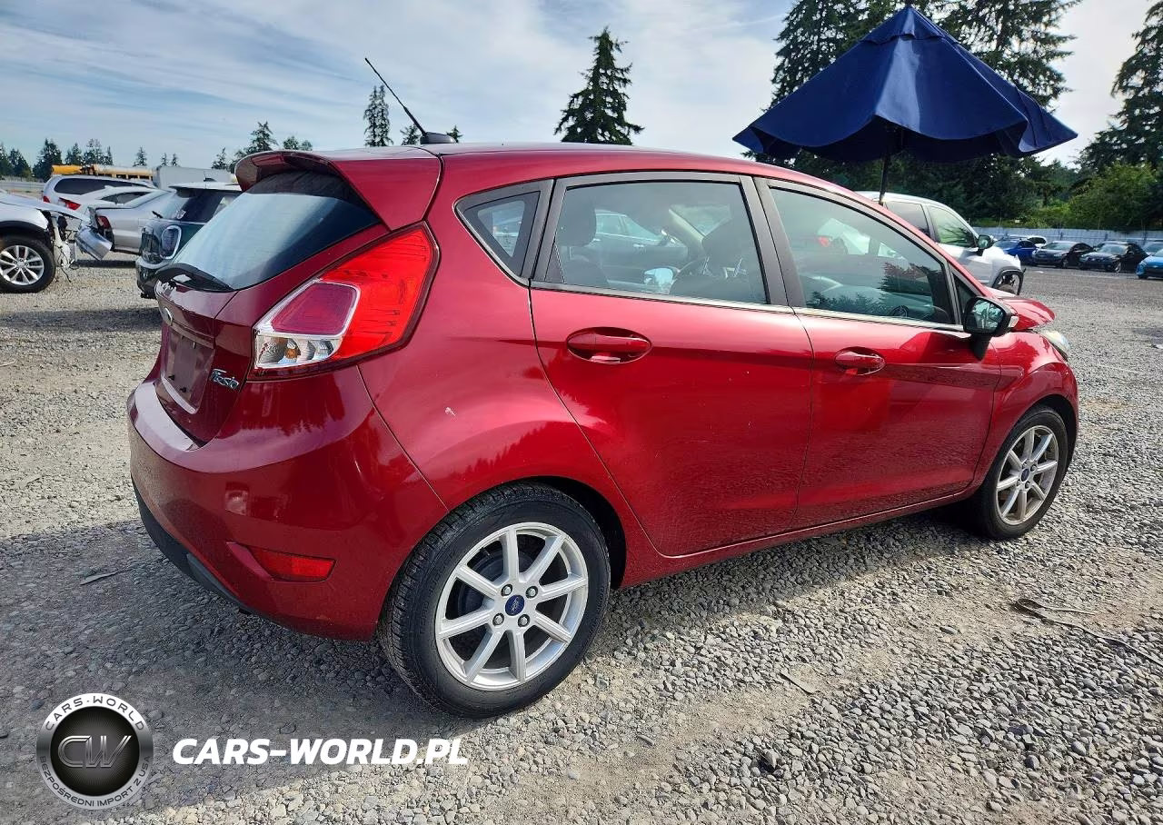 2015 Ford Fiesta Se VIN:3FADP4EJ3FM196839 - 3