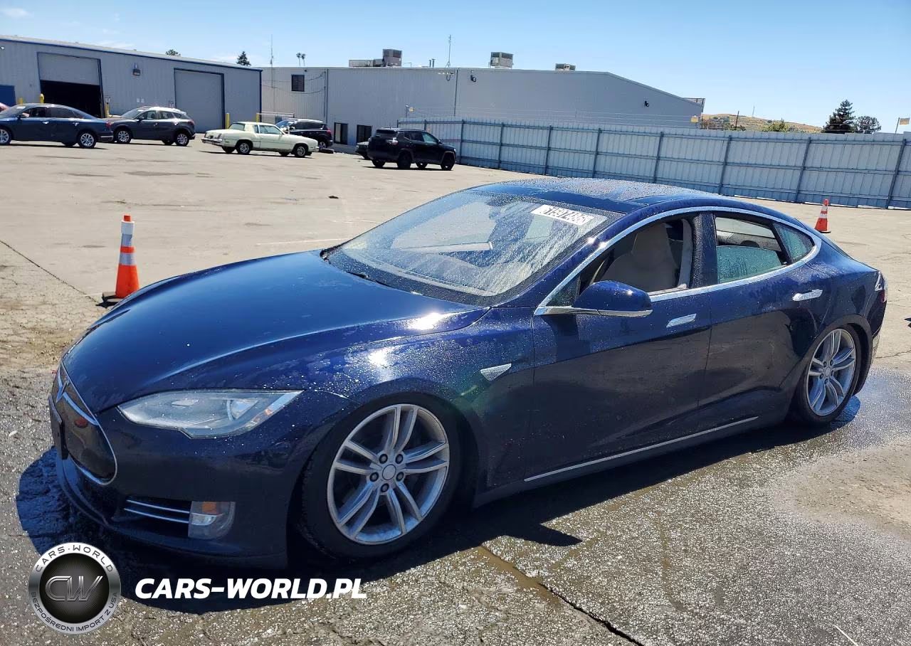 2013 Tesla Model S
