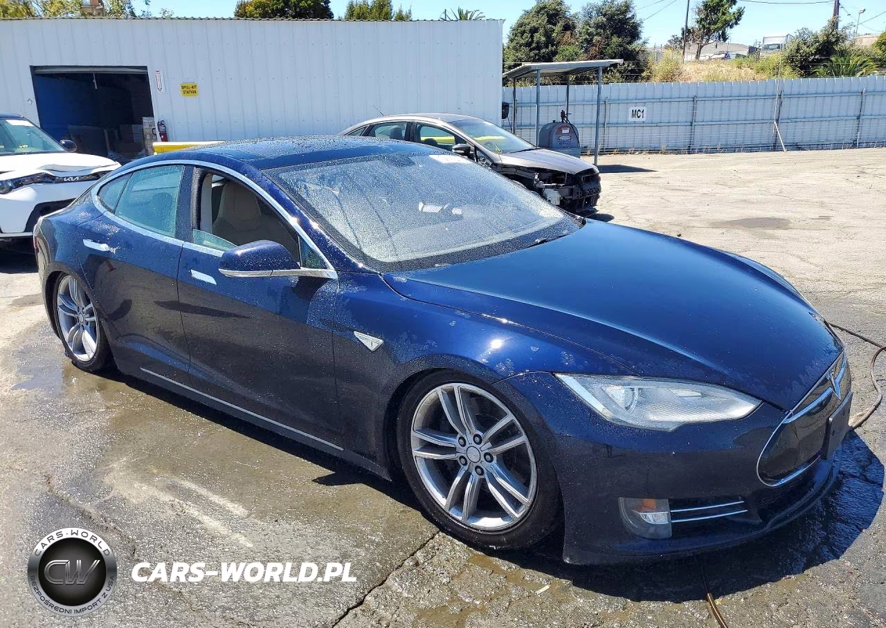 2013 Tesla Model S VIN:5YJSA1CP4DFP25743 - 4
