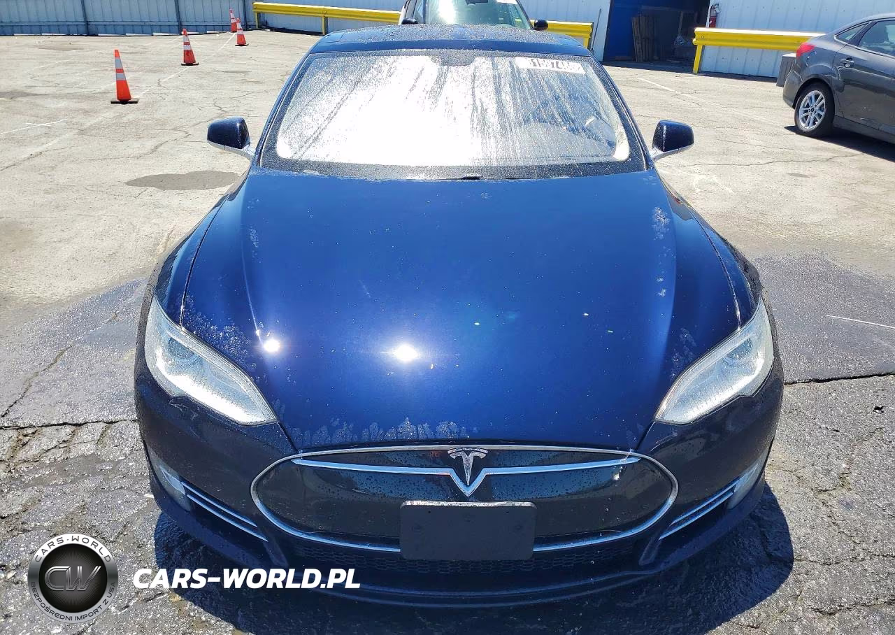 2013 Tesla Model S VIN:5YJSA1CP4DFP25743 - 5