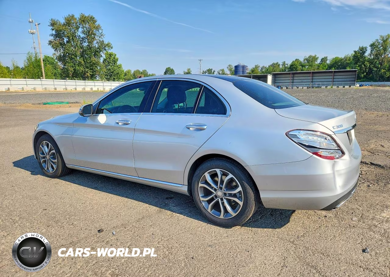 2017 Mercedes-Benz C 300 4Matic VIN:55SWF4KB3HU195098 - 2
