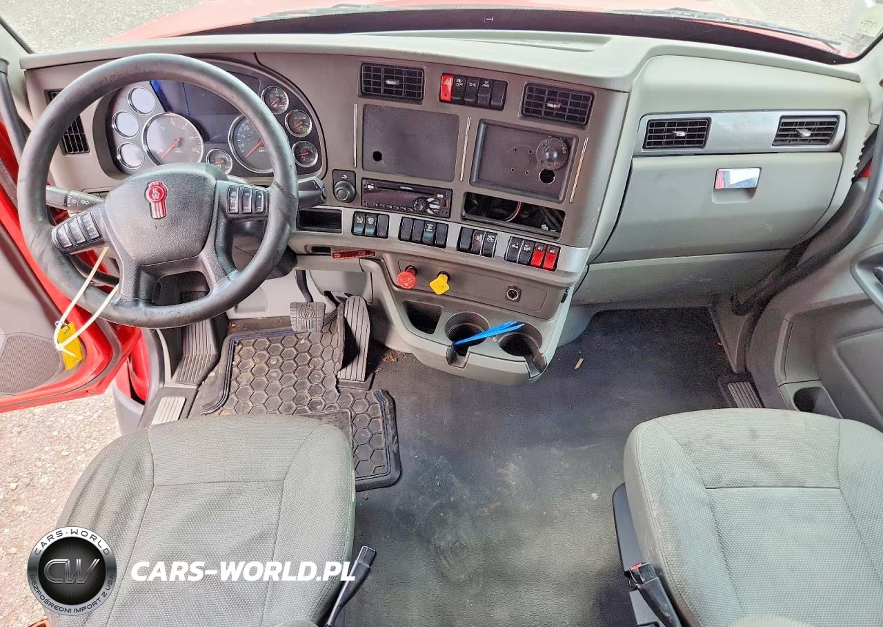 2019 Kenworth Construction T680 VIN:1XKYD49X1KJ225513 - 8