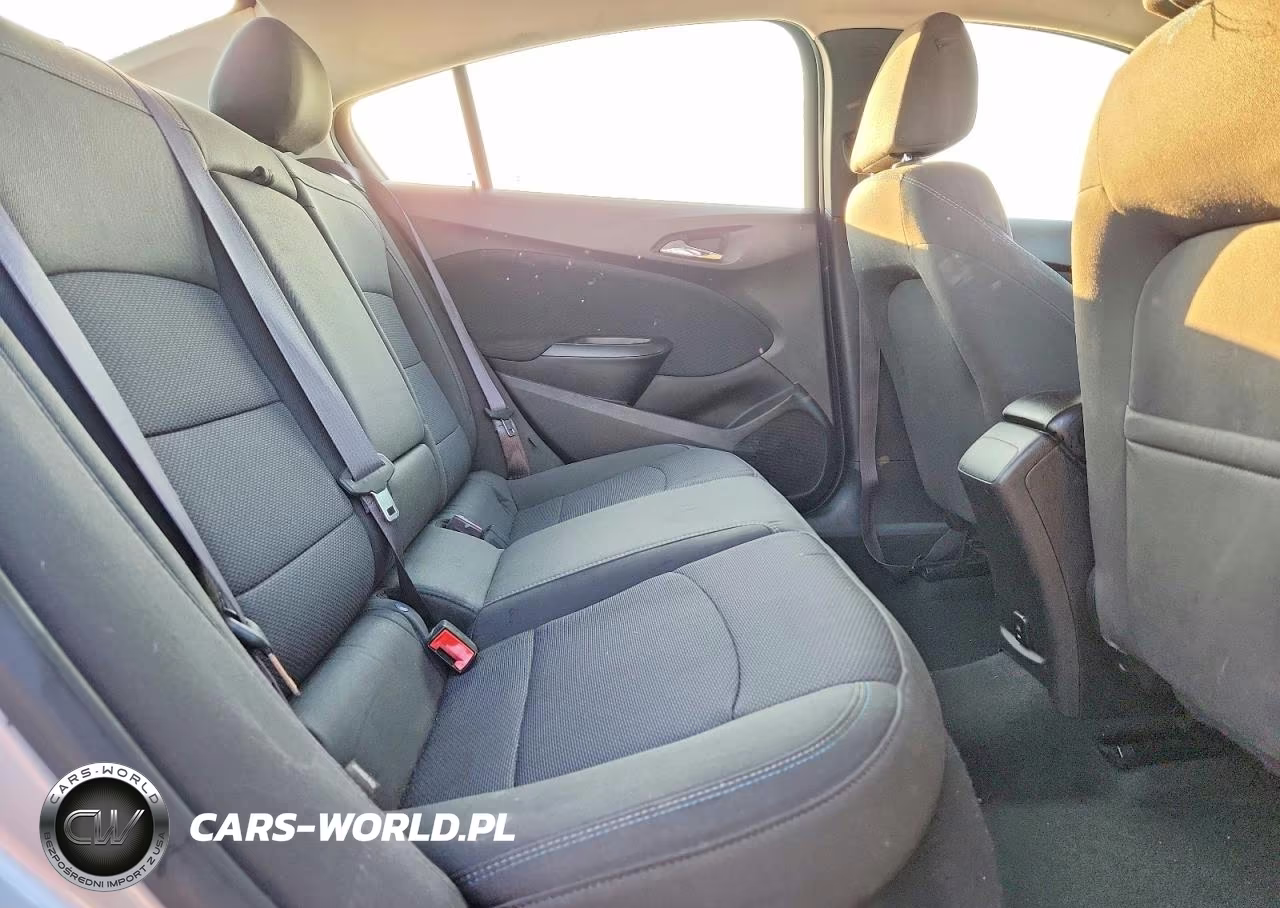 2017 Chevrolet Cruze Lt VIN:1G1BE5SM5H7188789 - 10
