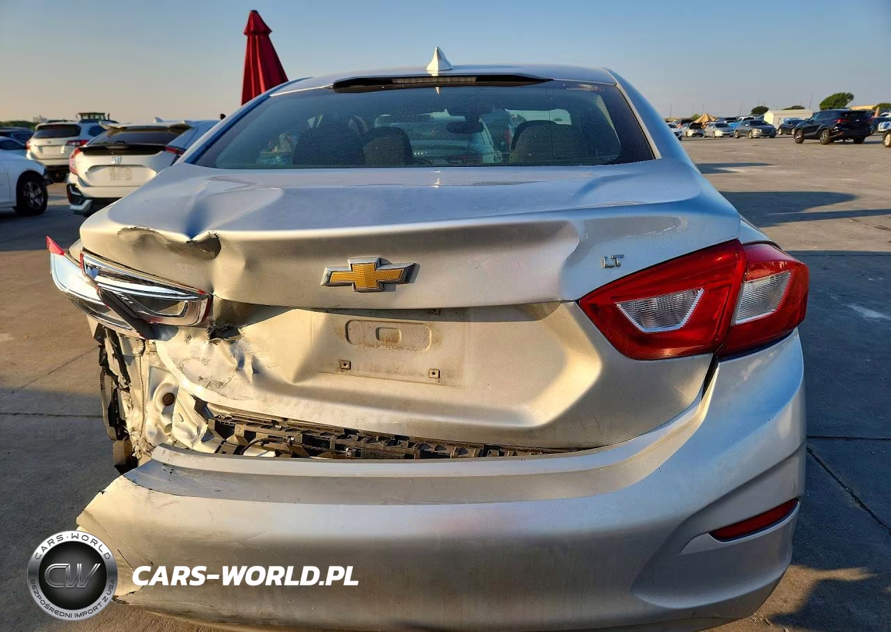 2017 Chevrolet Cruze Lt VIN:1G1BE5SM5H7188789 - 6
