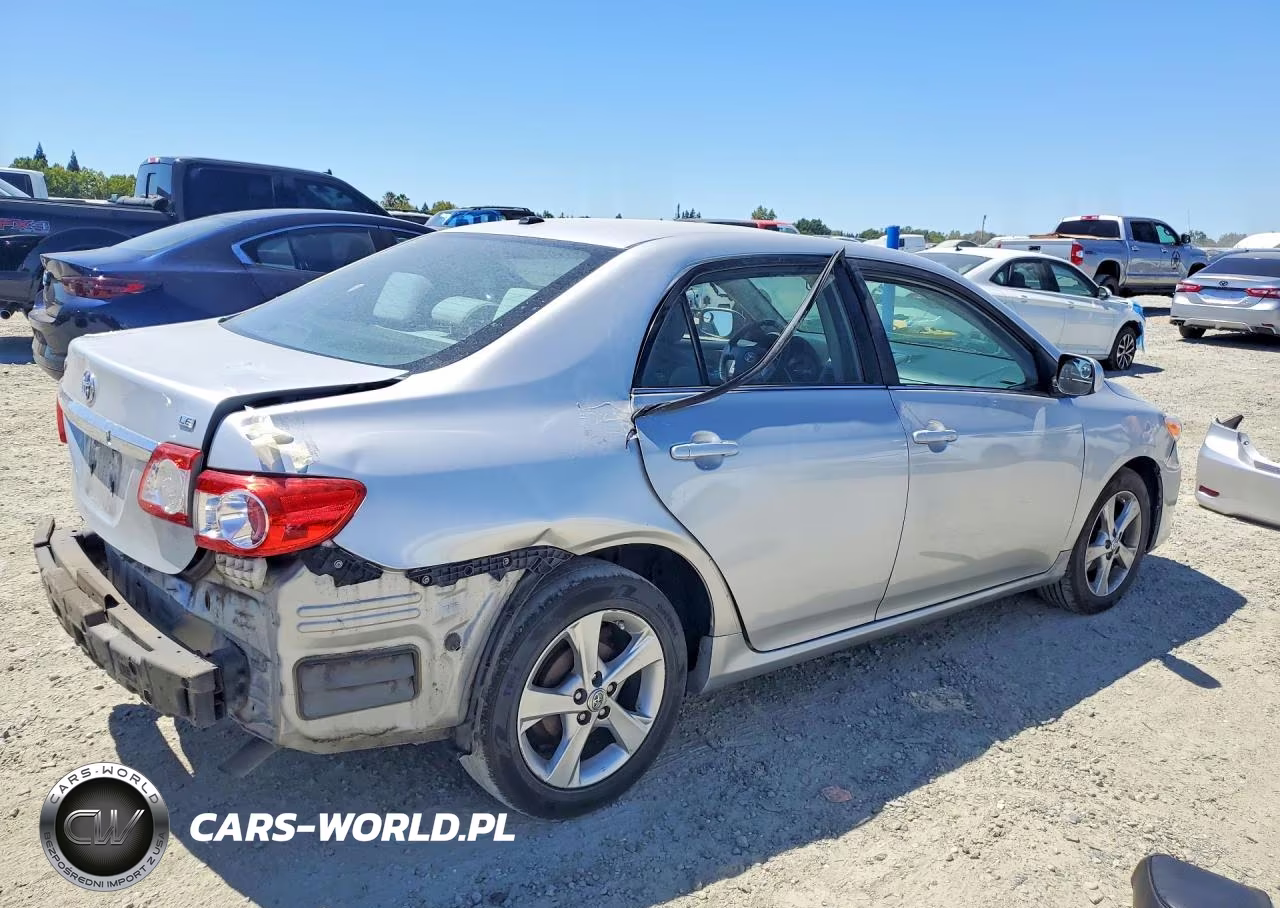 TOYOTA COROLLA BA VIN:2T1BU4EE0DC980382 - 3