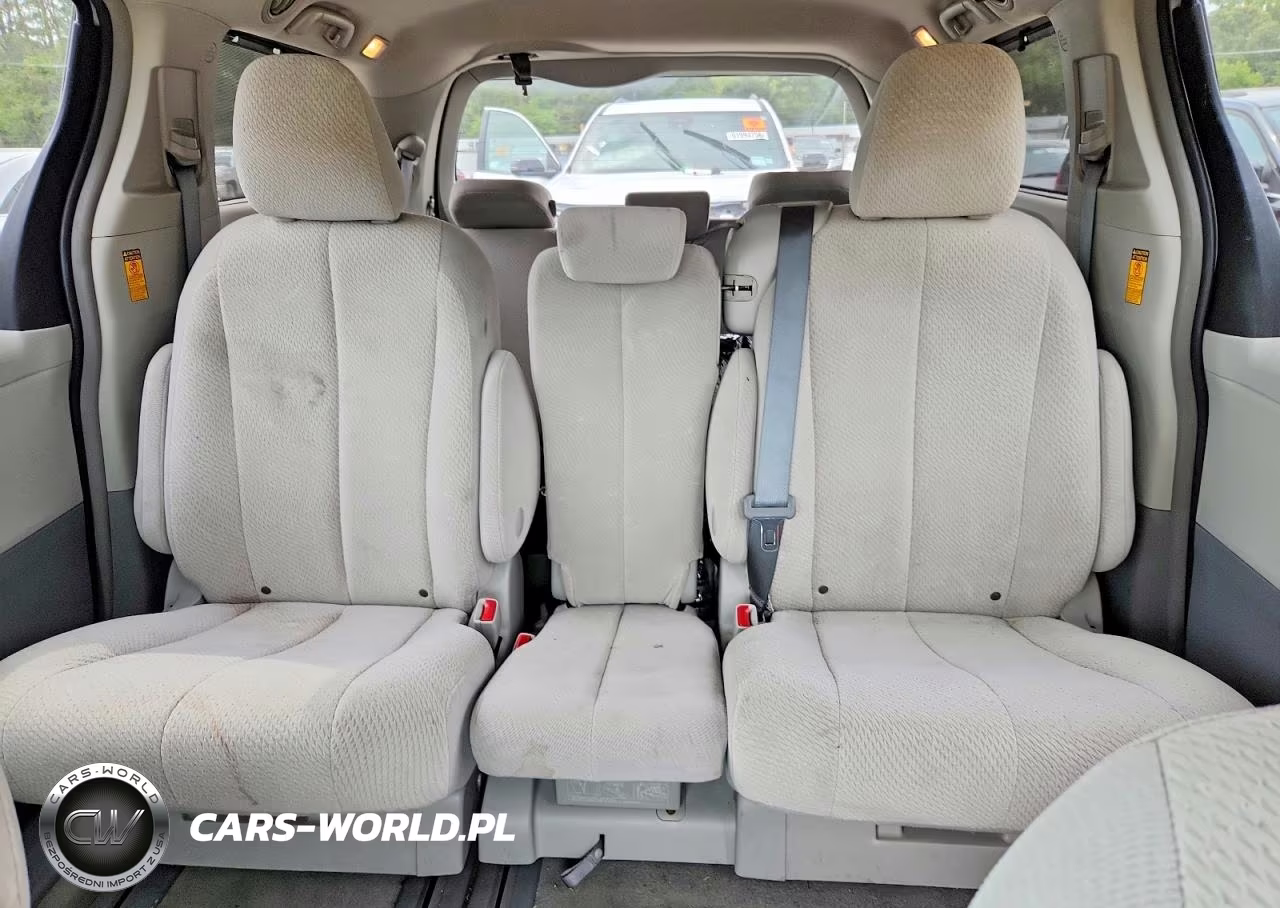2014 Toyota Sienna Le VIN:5TDKK3DC0ES407393 - 10