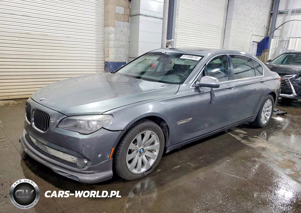 2011 BMW 750