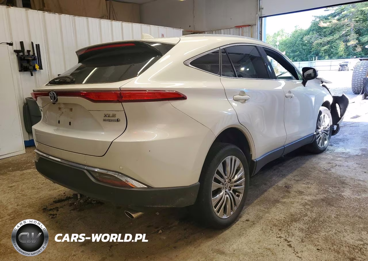 2022 Toyota Venza Xle VIN:JTEAAAAH7NJ103148 - 3