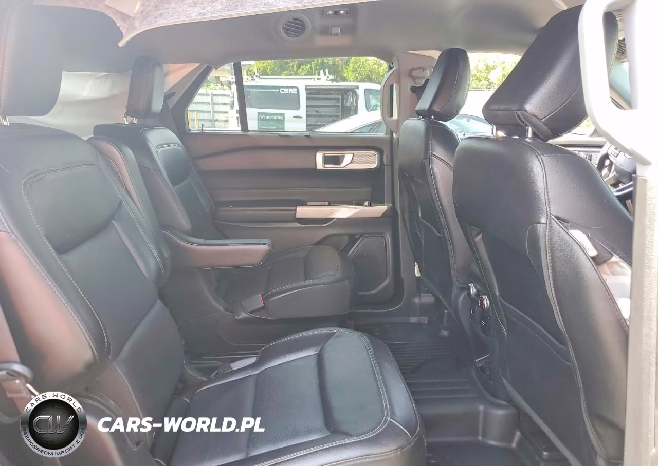 2022 Ford Explorer Limited VIN:1FMSK7FHXNGA63724 - 10