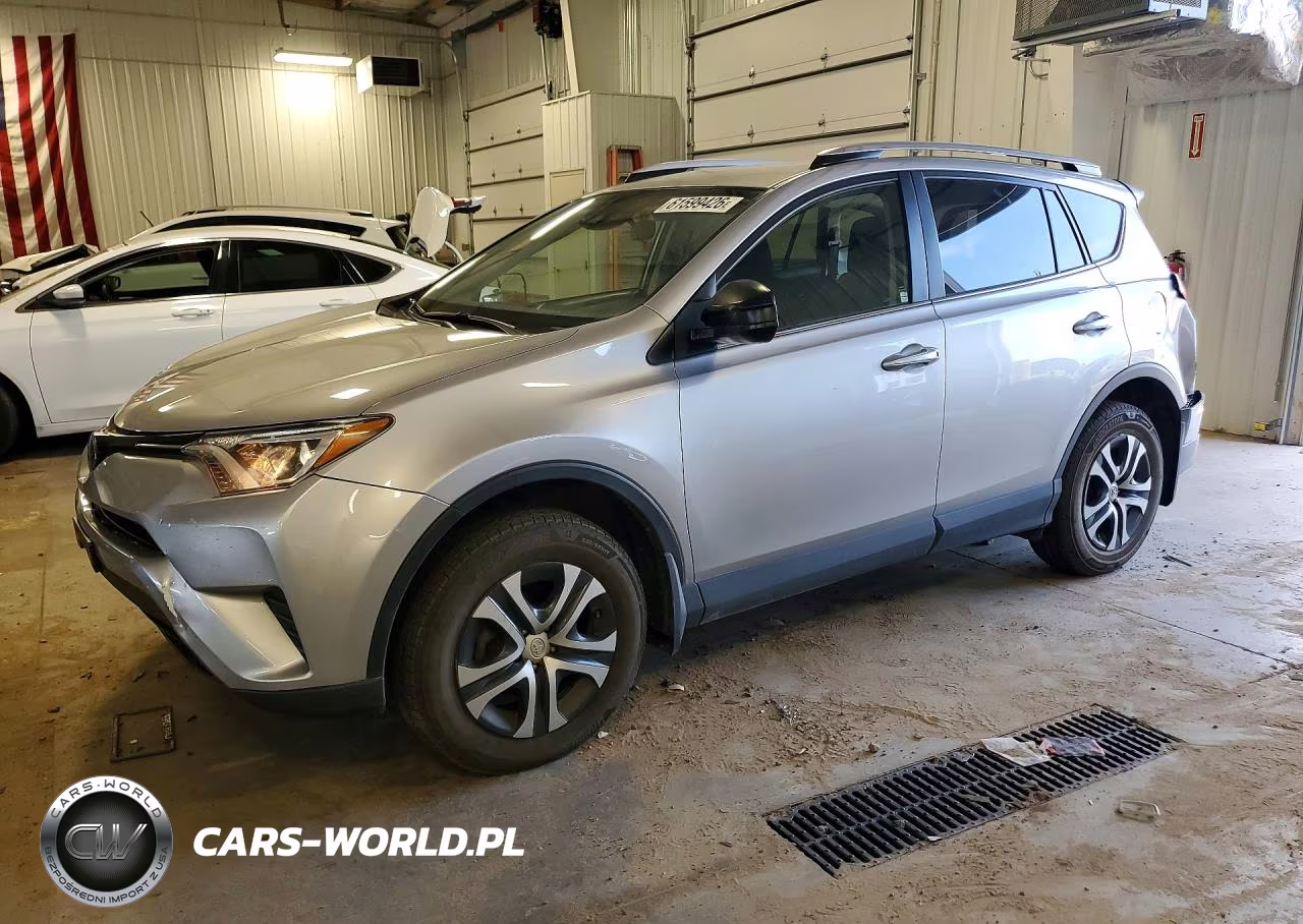 2018 Toyota Rav4 Le – zdjęcie 1 z 13