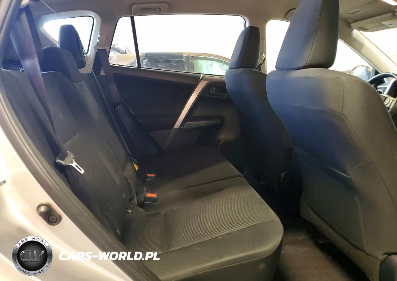 2018 Toyota Rav4 Le VIN:JTMBFREV2JJ199757 - 11