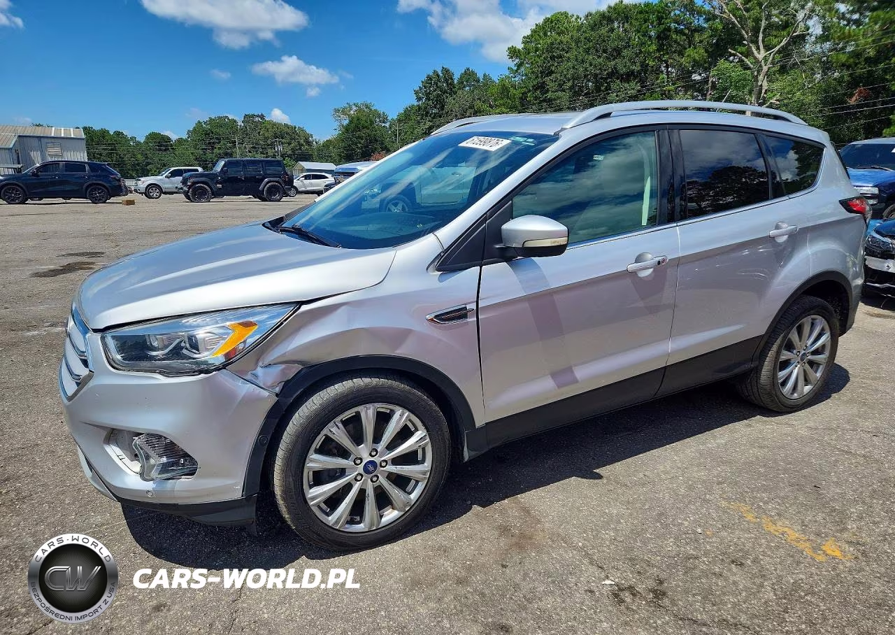 2018 Ford Escape Titanium – zdjęcie 1 z 13