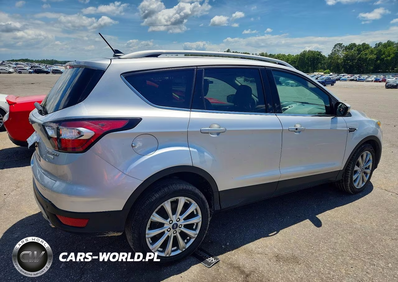 2018 Ford Escape Titanium VIN:1FMCU0J96JUB16758 - 3