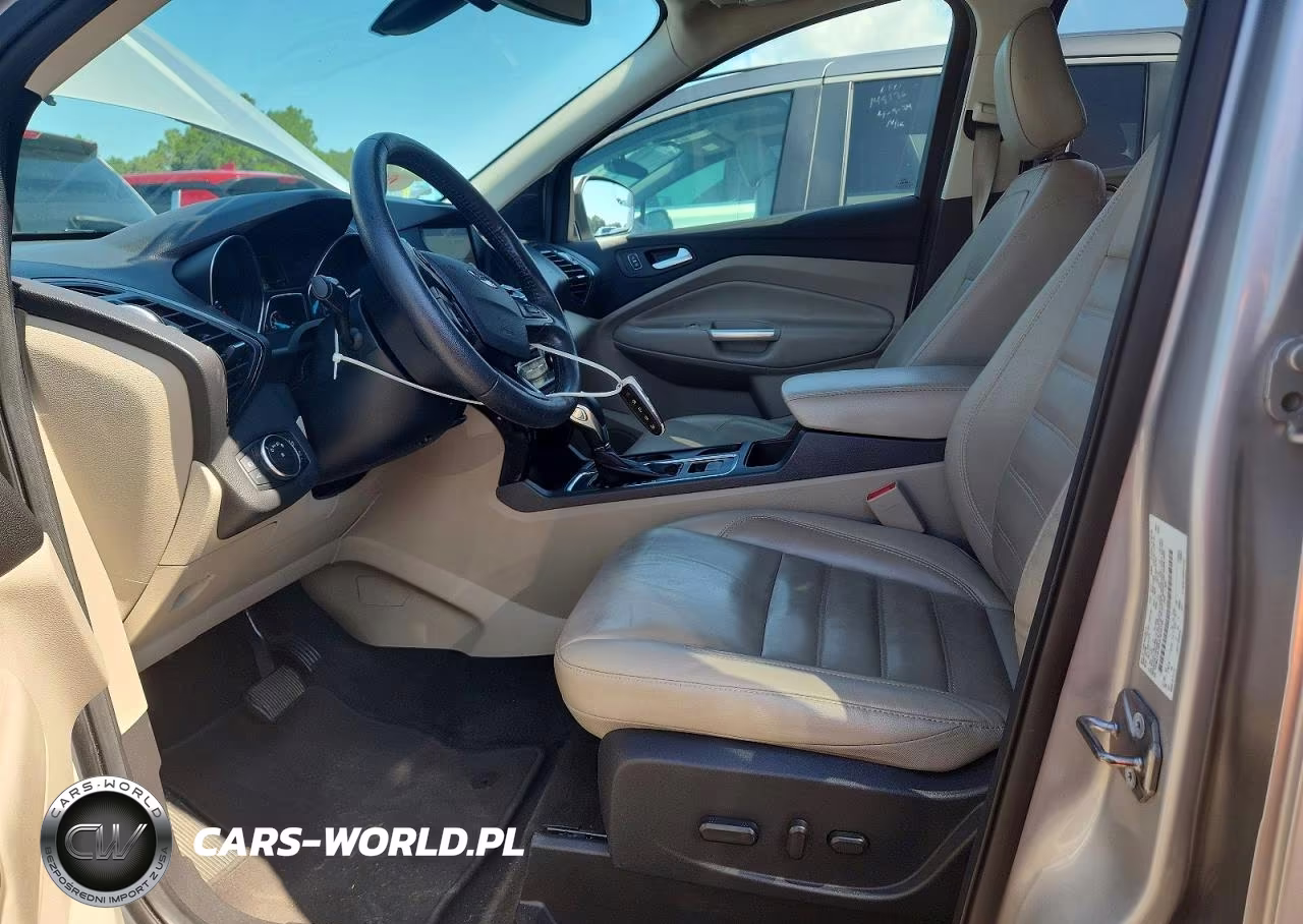 2018 Ford Escape Titanium VIN:1FMCU0J96JUB16758 - 7
