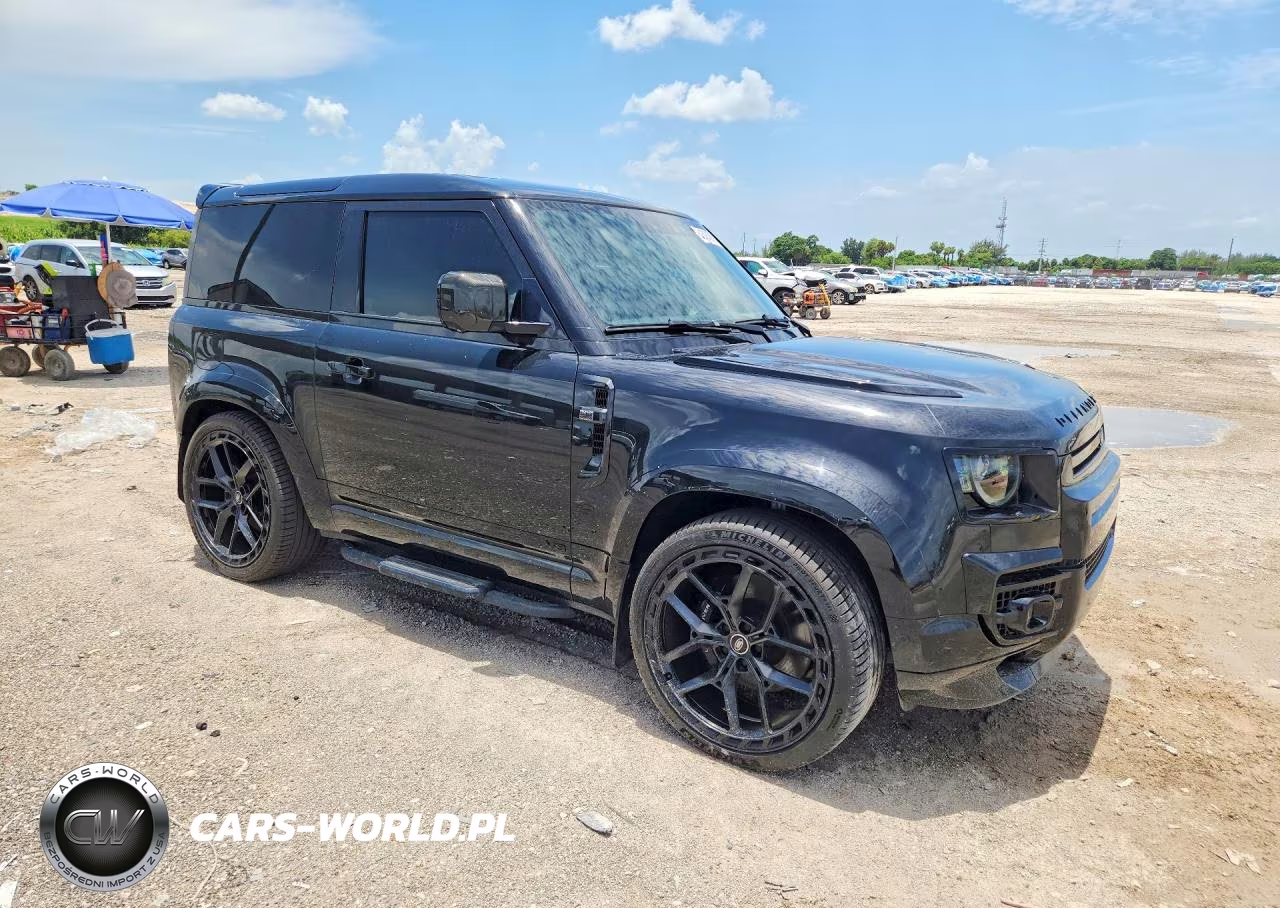 2022 Land Rover Defender 90 VIN:SALEW6RE9N2106182 - 4