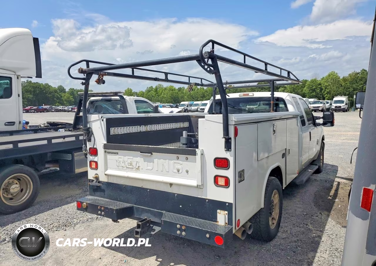 2015 Ford F350 Super Duty VIN:1FD7X3ET1FEC57190 - 3