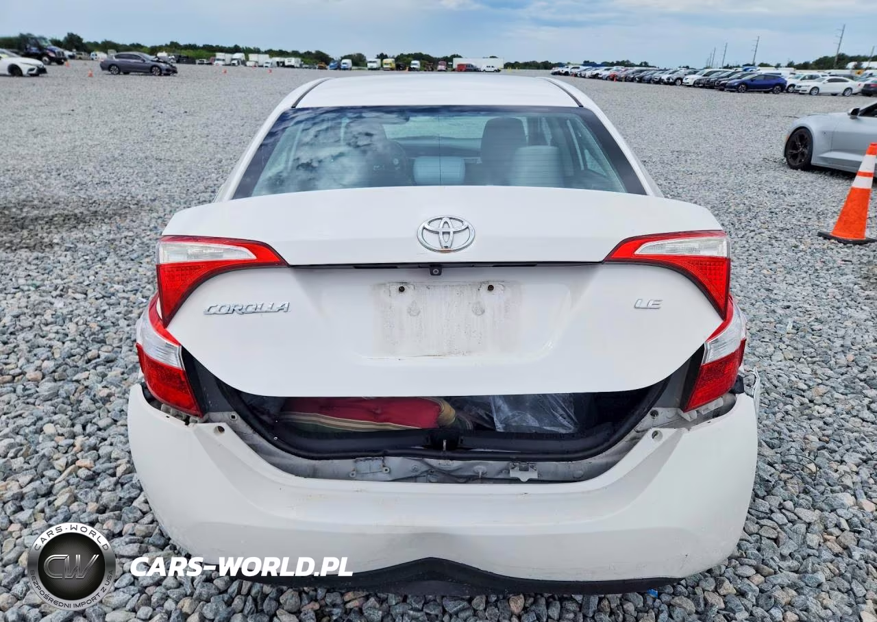 2015 Toyota Corolla Le VIN:5YFBURHE2FP276664 - 6