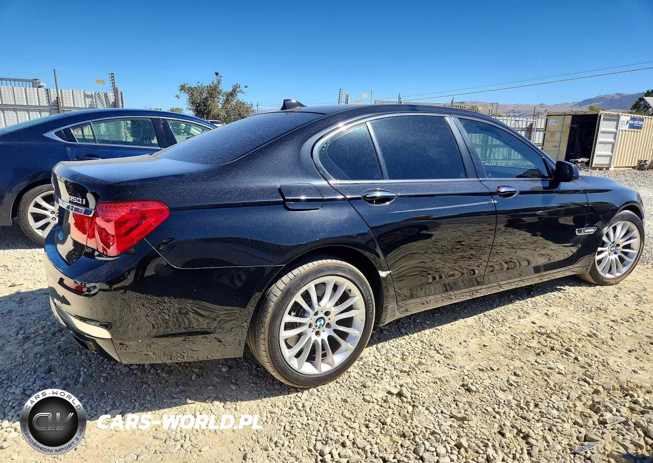 2010 BMW 750 I VIN:WBAKA8C52ACY36000 - 3