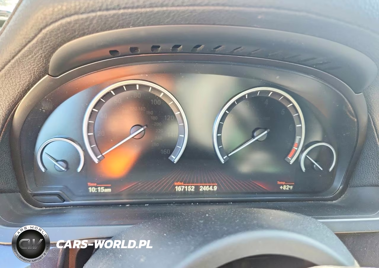 2010 BMW 750 I VIN:WBAKA8C52ACY36000 - 9