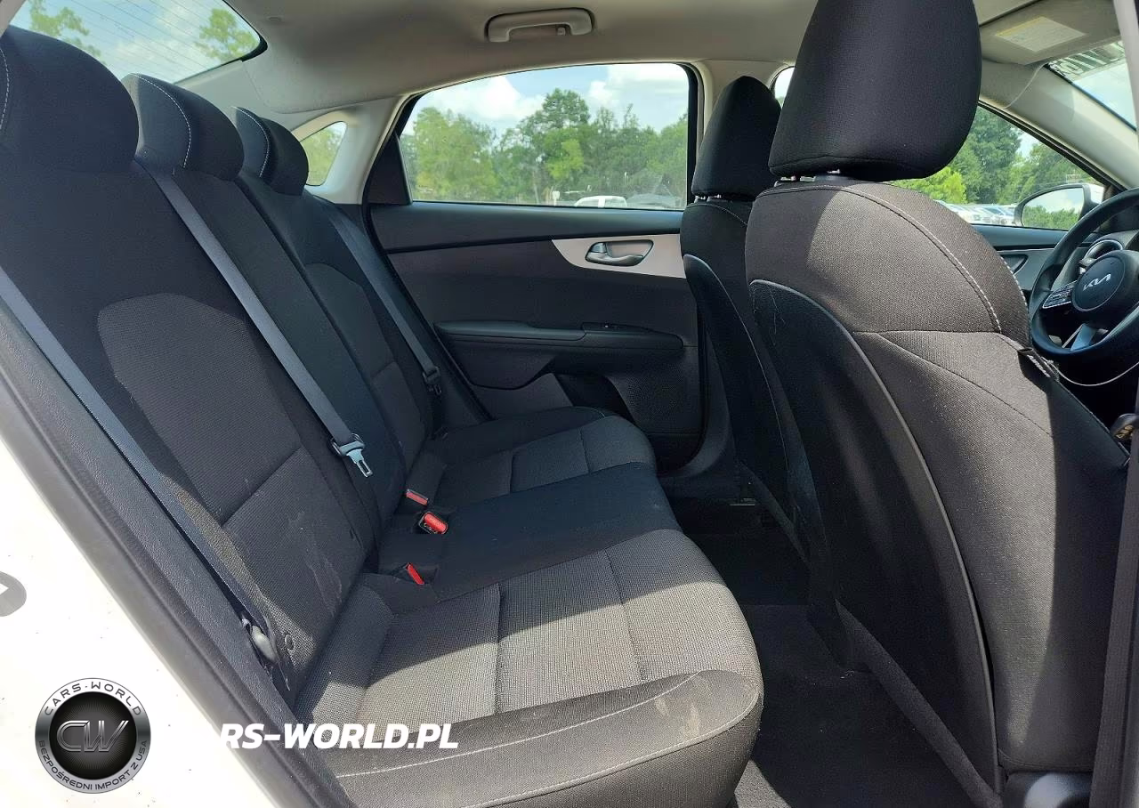 2023 Kia Forte Lxs VIN:3KPF24AD9PE597518 - 10