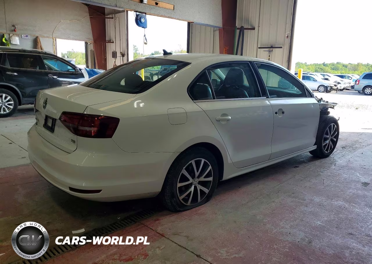 2017 Volkswagen Jetta Se VIN:3VWDB7AJ1HM272557 - 3