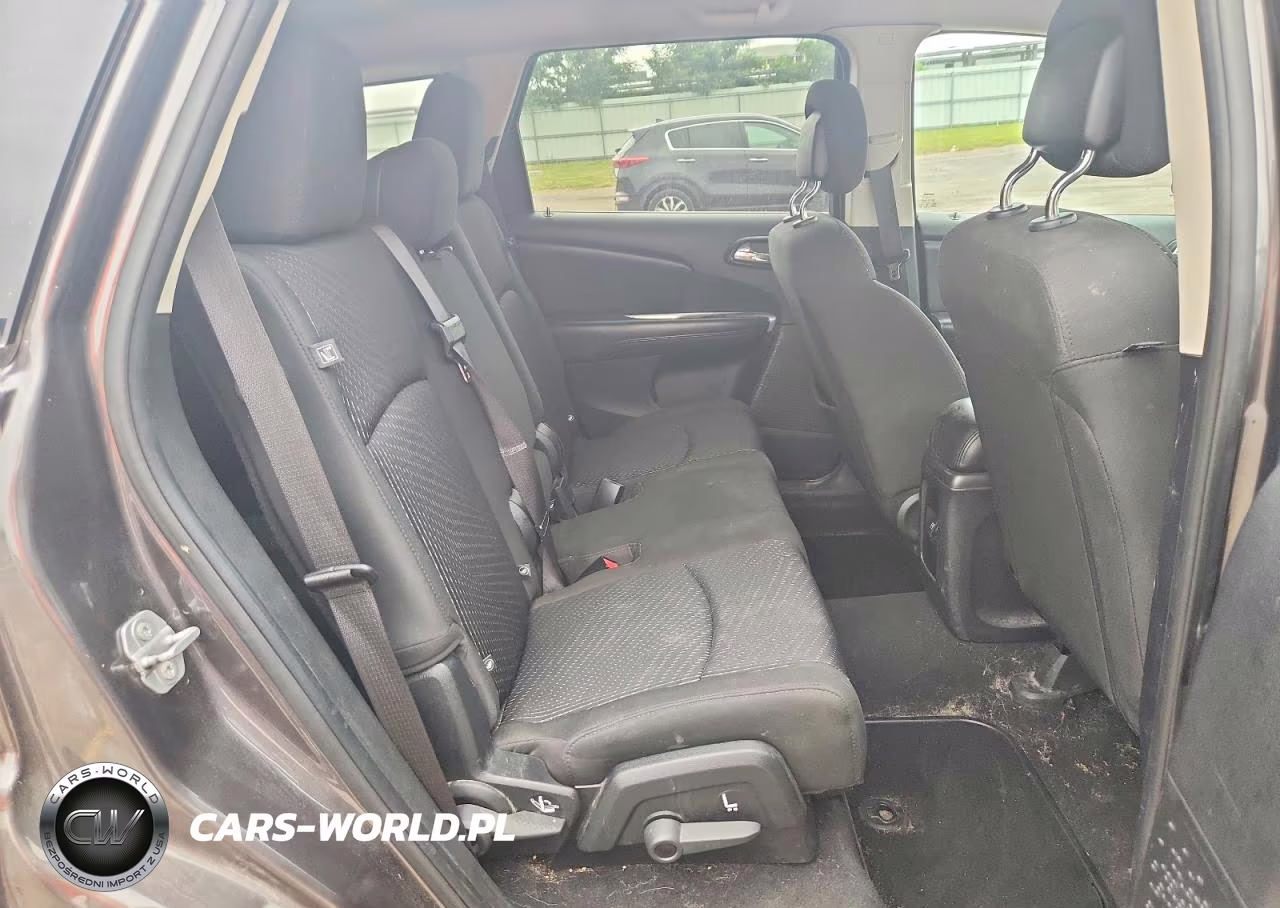 2018 Dodge Journey Se VIN:3C4PDCAB2JT384453 - 11