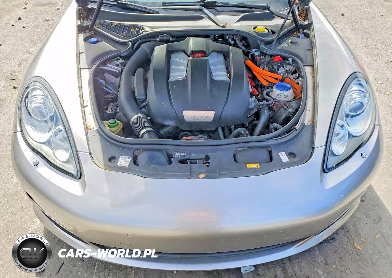 2012 Porsche Panamera S Hybrid VIN:WP0AD2A78CL045531 - 11