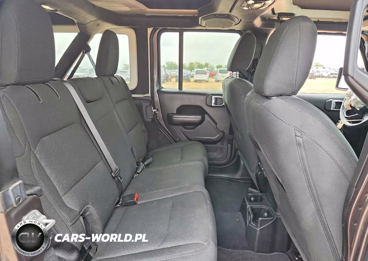 2020 Jeep Wrangler VIN:1C4HJXDG9LW340474 - 10