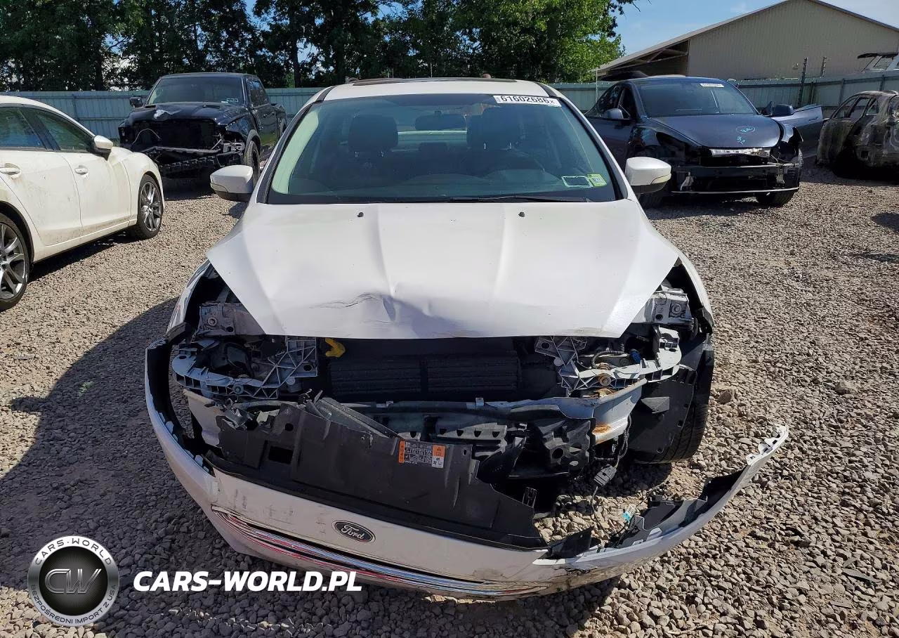 2016 Ford Focus Titanium VIN:1FADP3J25GL367487 - 5