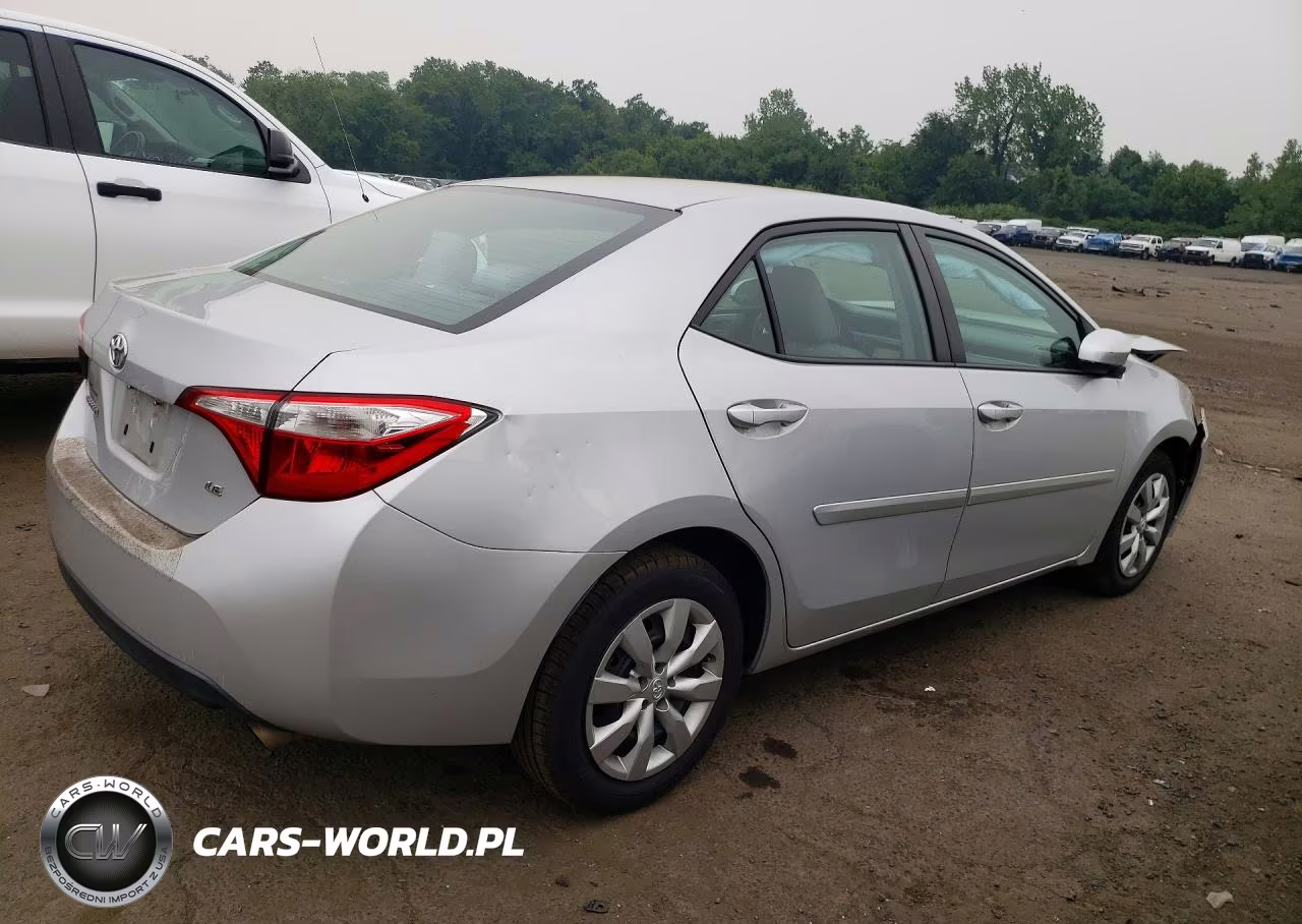 2015 Toyota Corolla Le VIN:2T1BURHE0FC238897 - 3