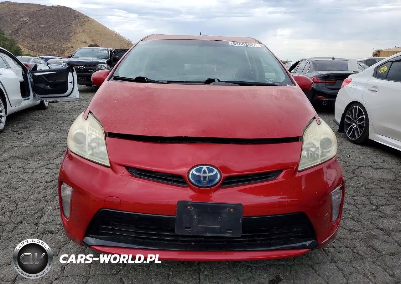 2012 Toyota Prius Two VIN:JTDKN3DU4C1599668 - 5