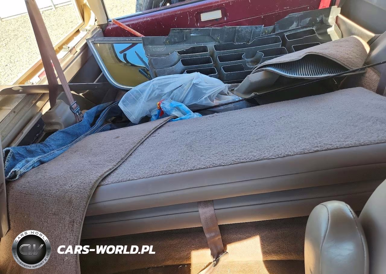 1992 Ford Bronco U100 VIN:1FMEU15H8NLA96458 - 10