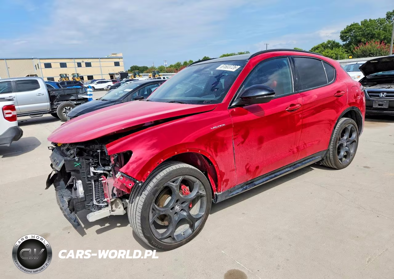 2024 Alfa Romeo Stelvio Ti – zdjęcie 1 z 14