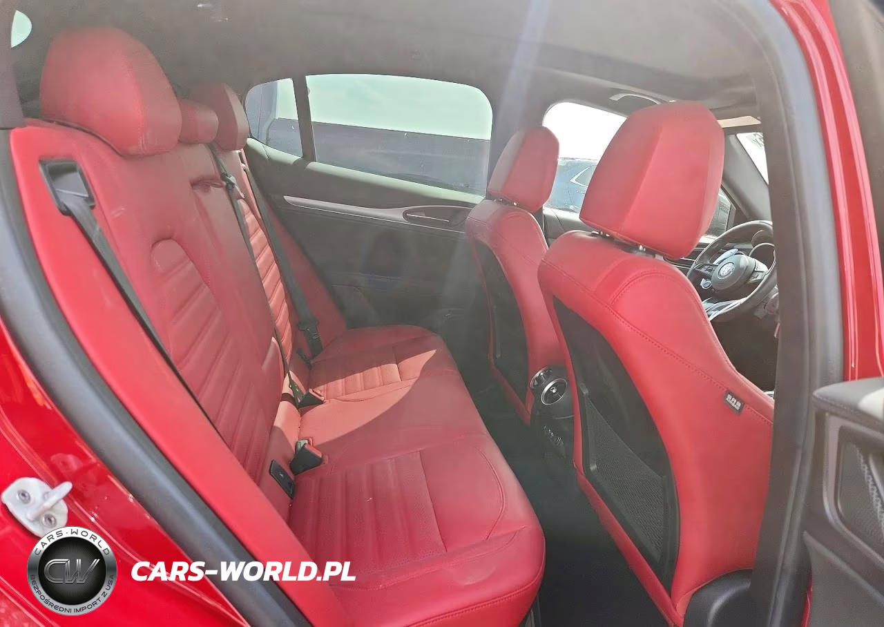 2024 Alfa Romeo Stelvio Ti VIN:ZASPAKBN7R7D77193 - 11