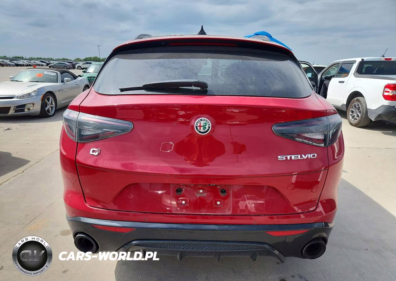 2024 Alfa Romeo Stelvio Ti VIN:ZASPAKBN7R7D77193 - 6