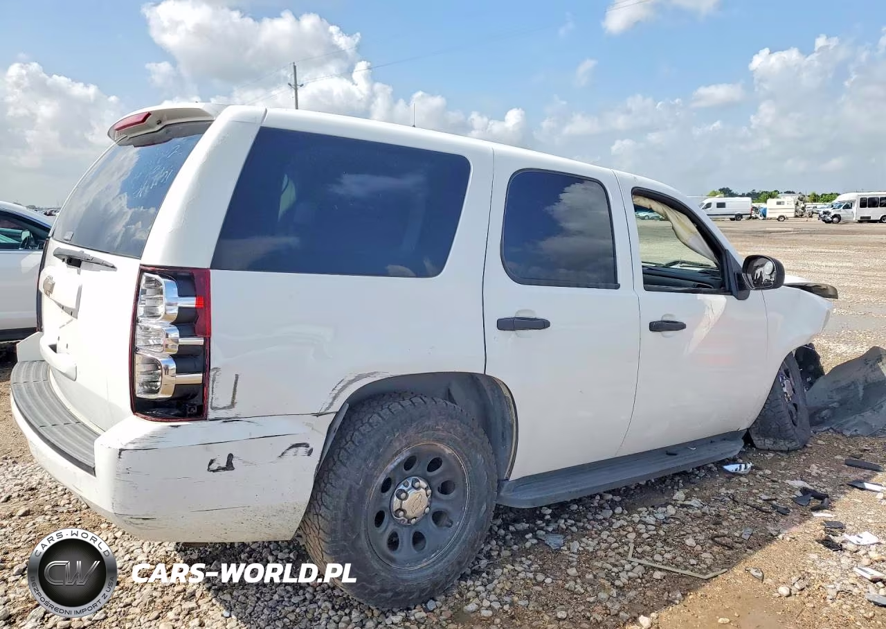 2009 Chevrolet Tahoe Police VIN:1GNEC030X9R262276 - 3