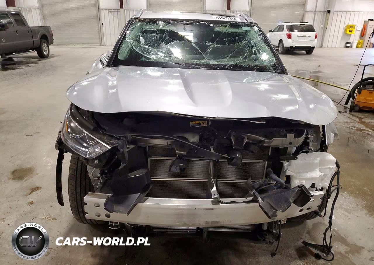 2025 Toyota Highlander Hybrid Platinum VIN:5TDEBRCH2SS688928 - 5