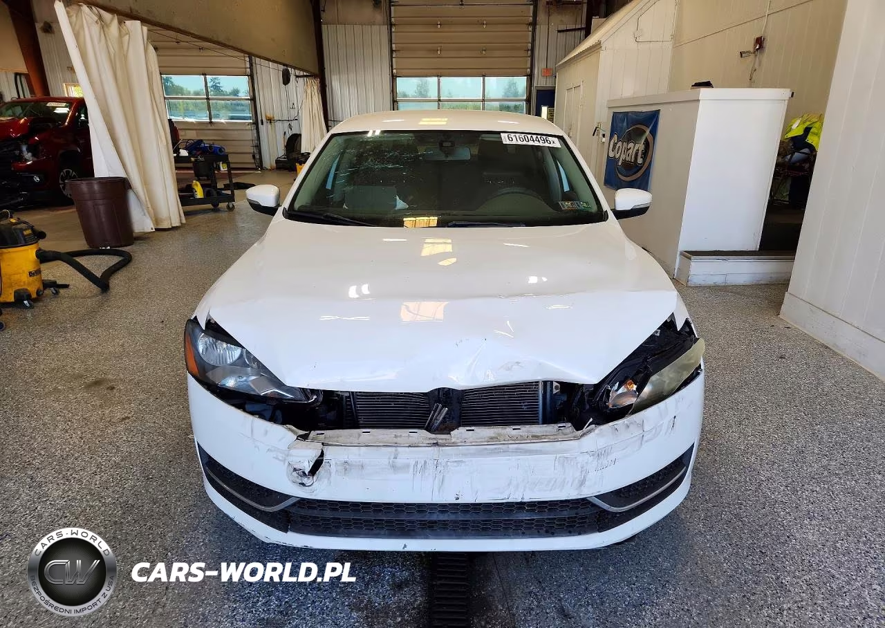 2013 Volkswagen Passat S VIN:1VWAP7A30DC003242 - 5