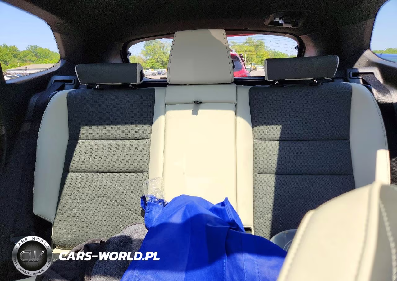 2026 BMW X1 xDrive28I VIN:WBX73EF09T5468636 - 10