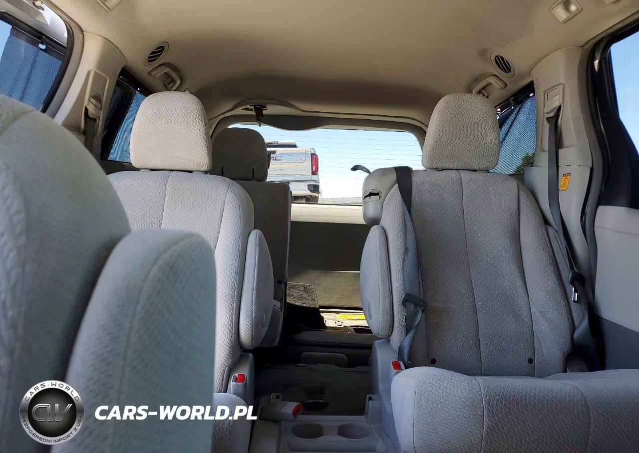 2013 Toyota Sienna Le VIN:5TDKK3DC0DS313352 - 10