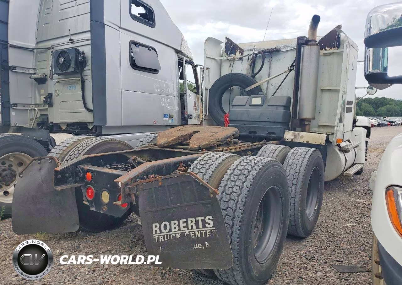 1993 Freightliner Fld120 VIN:1FUYDCYB7PH469251 - 3
