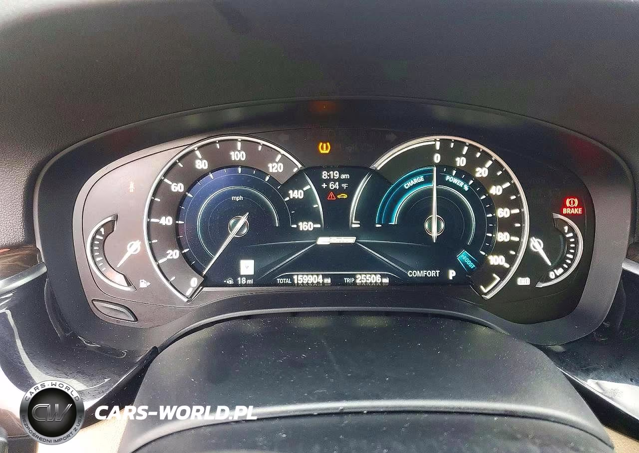 2019 BMW 530Xe VIN:WBAJB1C5XKB375586 - 9